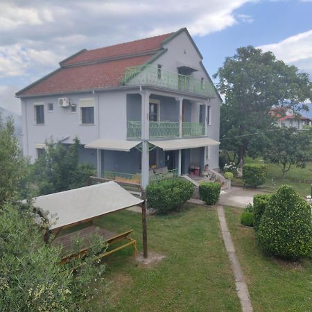 Green Garden Guesthouse Shkoder Luaran gambar