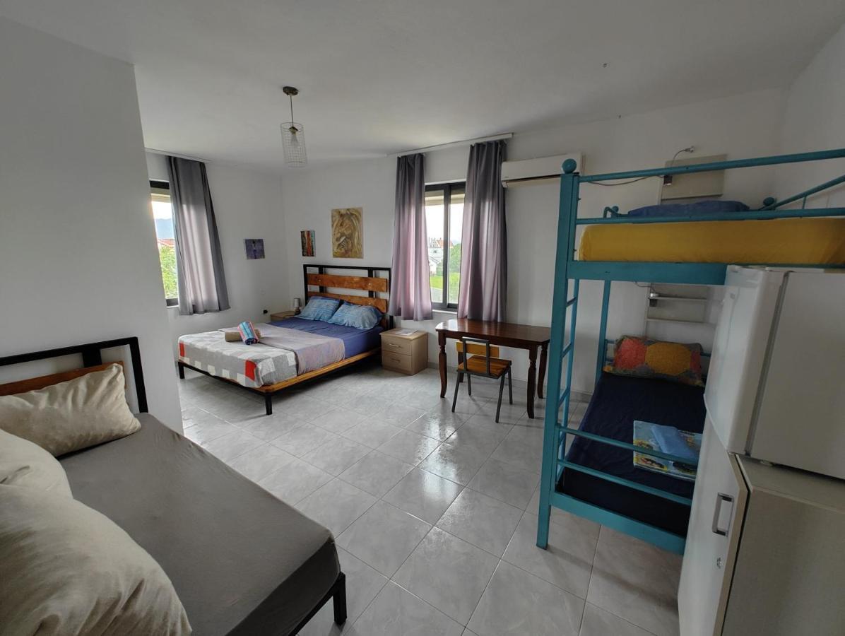 Green Garden Guesthouse Shkoder Luaran gambar