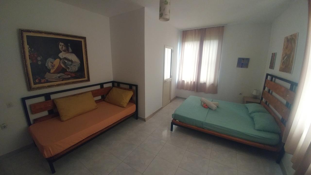 Green Garden Guesthouse Shkoder Luaran gambar