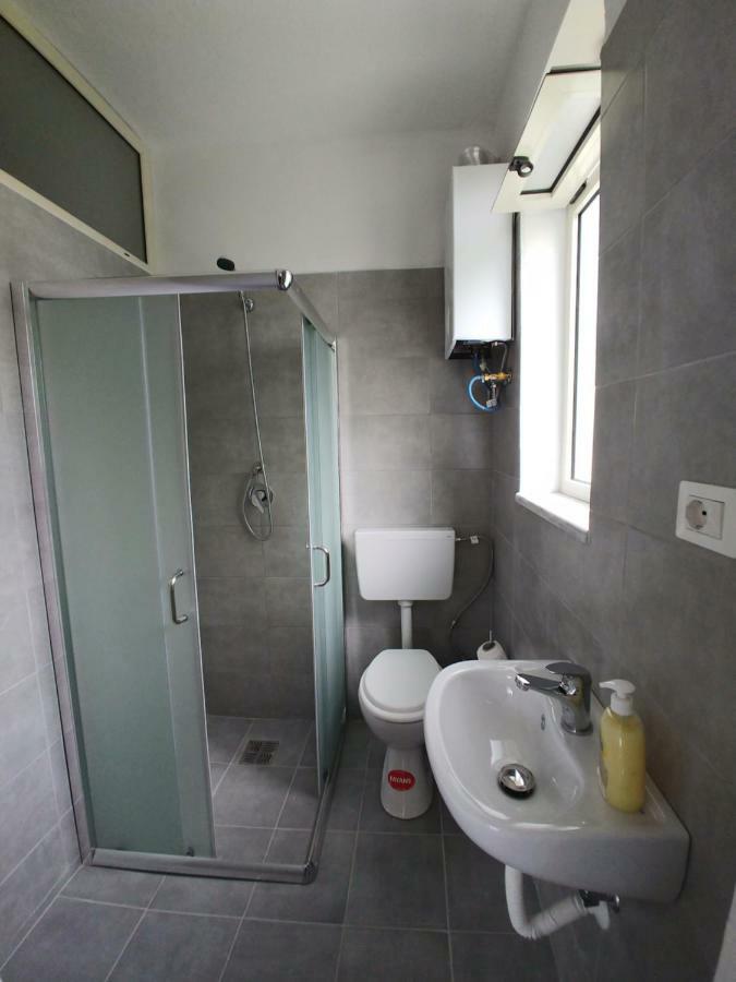 Green Garden Guesthouse Shkoder Luaran gambar